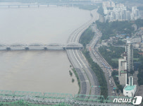 아직 통제되는 올림픽대로