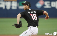 장단 13안타+엄상백 7승 KT, 삼성 8-1 누르고 2연승