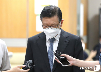 대방건설 구교운 회장, 공공택지 전매 부당지원 혐의 불구속 기소