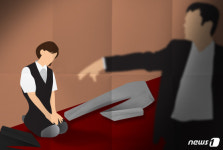 새마을금고 女직원 男화장실 수건세탁 거부하자 부모까지 들먹이며 폭언