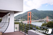 힌남노 북상에 남해대교 5일 오후 1시부터 통행 제한