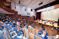 고양 신청사 건립 ‘단계적 추진 vs 빨리 추진하자’ 이견 여전