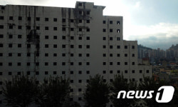 공사 중단 방치 건축물 광주 9곳·전남 15곳…도시미관 저해