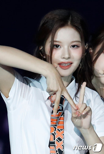 엔믹스 설윤 