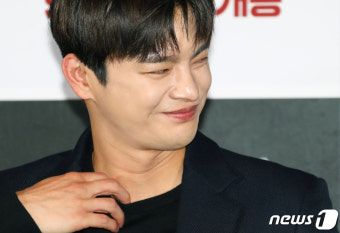 '늑대사냥' 서인국, 치명적인 미소