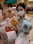 신세계백화점 도넛·호떡·해물장…유명 먹거리 맛보세요