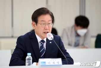 광주 예산정책협의회 참석한 이재명 대표