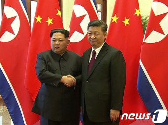 김정은, 시진핑에 '중국 건국 73주년' 축전…