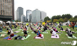 서울광장 직장인 힐링요가