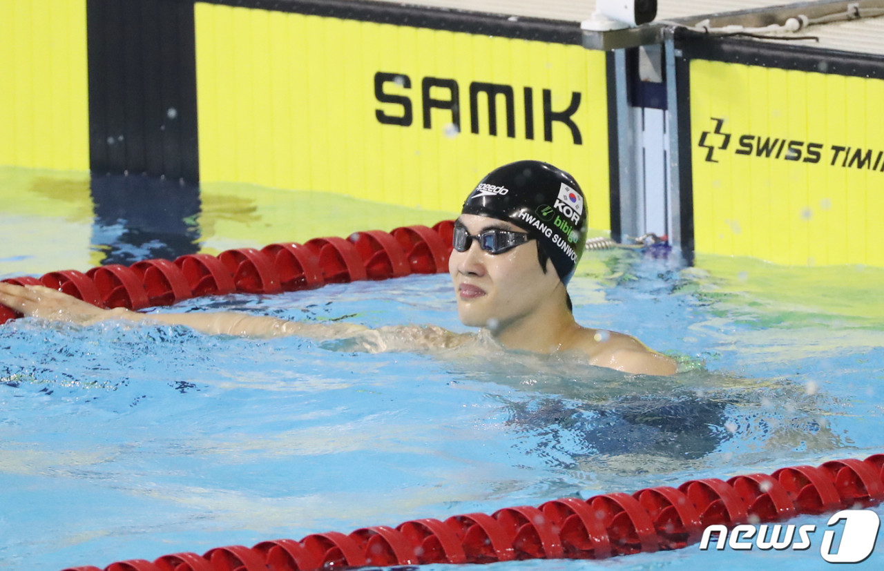 황선우, 세계수영선수권 남자 200m 자유형 예선 8위 통과하여 준결승 진출
