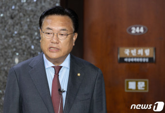 정진석 