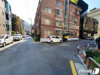 [르포]사유지다, 경찰 부릅니다…김용 구속에 엔에스제이홀딩스에 긴장감