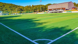산청군, 남부체육공원 축구장 ‘새 단장’…인조잔디 교체·휴게시설 확충