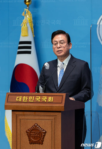 정우택 '국회부의장 선거 출마'