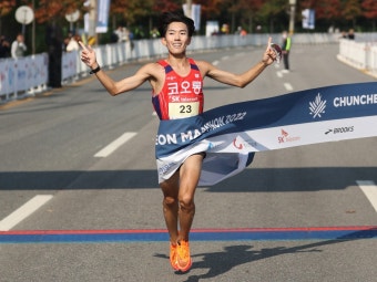 박민호, 2022년 춘천마라톤 남자부 우승…2시간13분16초