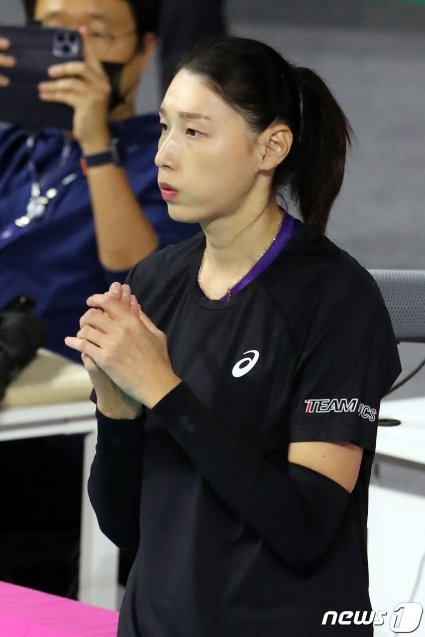 도드람 2024-2025 V리그 여자부 개막전, 흥국생명이 현대건설 제압하며 김연경 주목-승리 기대