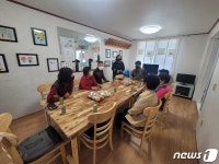 고창군 대산면 천변마을 경로당 북카페로 리모델링 개관