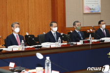 국정원 기조실장 면직, 건강 등 일신상 사유…갈등설 일축