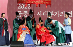 왕 문진하는 어의