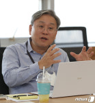 발언하는 권기현 부산신항만주식회사 부사장