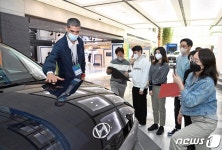 태양광 필름 신기하네
