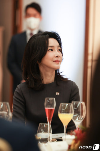 공식 오찬 참석한 김건희 여사