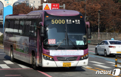 국토부, 화성·용인 광역버스 노선에 2층 전기버스 25대 투입