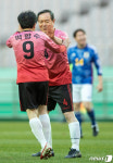 기뻐하는 박형수·이형석 의원