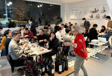 앞다퉈 韓 찾는 해외 유명 와이너리…신흥 와인 소비국 자리매김