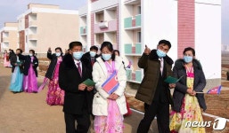 북한 새시대 농촌친흥 변혁적 실체…살림집 신축 선전 열중