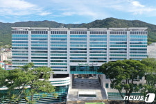 해남 태양광 발전소 591개 허가 위법…공무원 4명 징계 요구