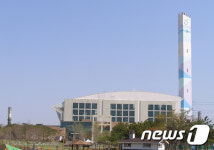 송도·청라소각장 계속 써야인천환경공단 이사장…쓰레기 정책 혼선