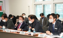 서울중현초서 간담회 하는 조희연 교육감