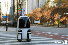 현대차그룹, 주상복합 단지서 배송로봇 실증사업 돌입