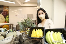 연말 홈파티엔 과일 컷팅 서비스 이용하세요!