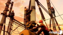 연말 성과 쪼이는 북한, 전력 생산 중요성 부각…조국 비약의 숨결