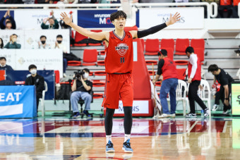 '이우석 더블더블' 현대모비스, 한국가스공사에 대역전승…공동 2위 도약