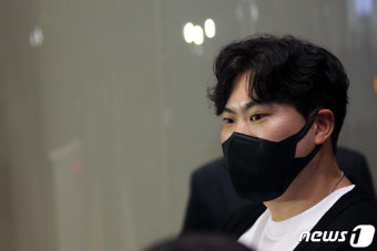 토미존 수술 받은 류현진, 내년 7월 복귀 예고