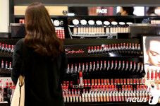 샤넬 뷰티, 내년 1월2일부터 가격 인상…최대 11% 올라