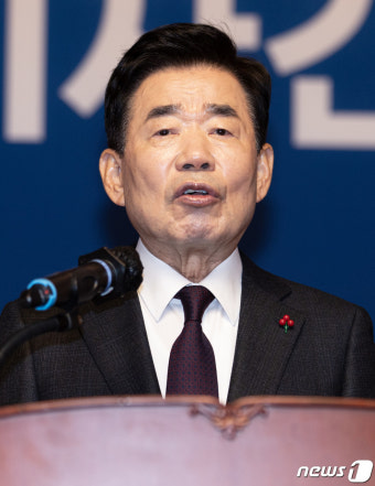 기자간담회 발언하는 김진표 국회의장