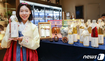 현대百, '프리미엄 전통주 선물세트 어떠세요?'