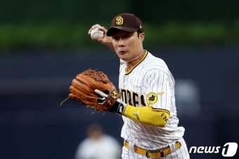 미네소타 이어 보스턴도 새 유격수 영입…김하성, SD서 개막전 뛸 듯