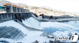 충북 25일 올겨울 최저기온…추풍령 -17.8도, 53년만의 맹추위