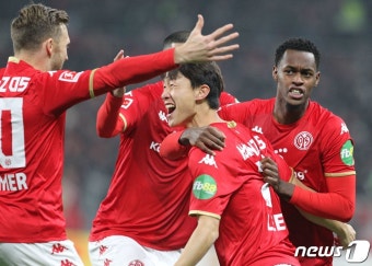 '이재성 시즌 3호골' 마인츠, 도르트문트에 1-2 역전패