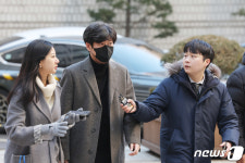 법원 출석하는 남욱 변호사