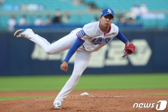 삼성 원태인, 5천만원 오른 3억5천에 사인…김현준은 연봉 142%↑