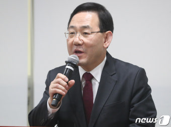 축사하는 주호영 원내대표