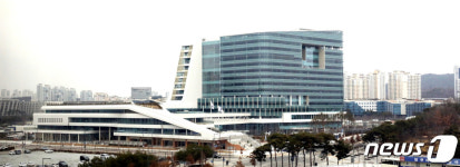 입주 준비하는 정부세종청사 중앙동