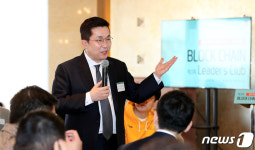 축사 하는 김상민 부산디지털자산거래소 설립위원장