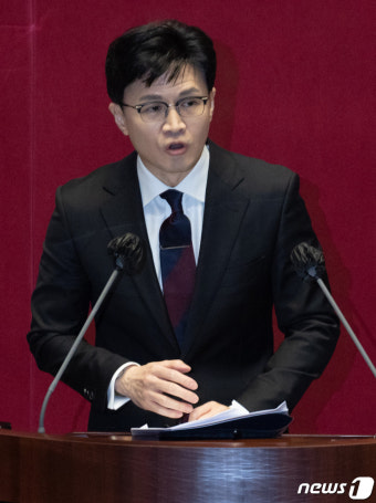 한동훈 장관, 국회서 이재명 대표 혐의 입증 결정적 증거 내놓을까
